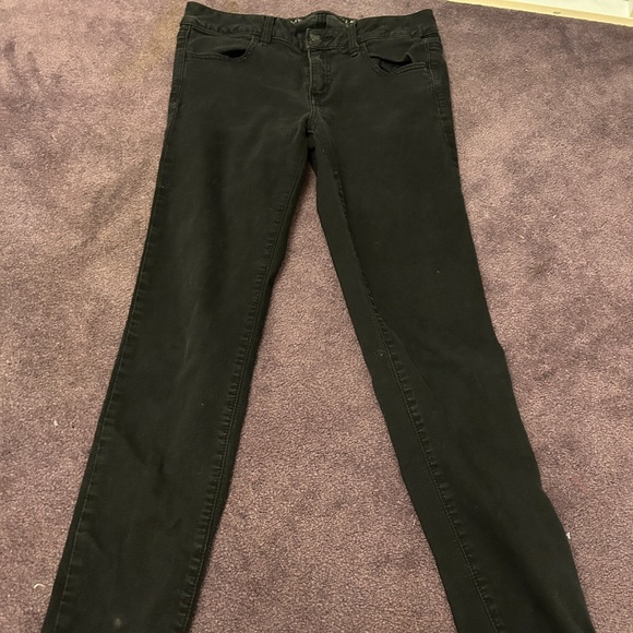 **HARDLY WORN** American Eagle Skinny Jean - Picture 1 of 1